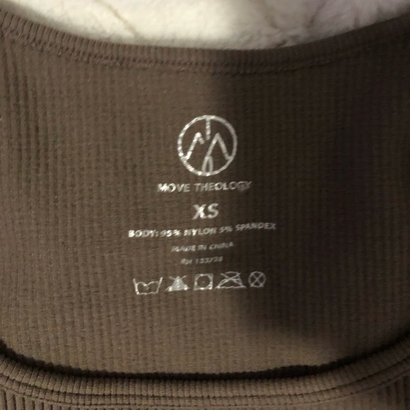 brown top - Picture 2 of 2